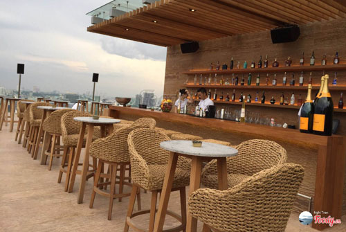 Top 7 quán bar Rooftop hot nhất Sài Thành